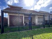 VENTA CASA 3 AMB CON PARQUE Y COCHERA APTO CREDITO