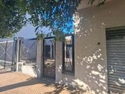VENTA CASA 3 AMB CON PATIO Y LOCAL, BERAZATEGUI