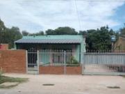 VENTA CASA 3 AMB, CON QUINCHO, PISCINA, JARDIN Y PATIO...