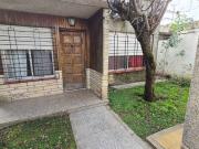 VENTA CASA 3 AMB. PARQUE Y COCHERA EZPELETA