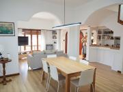 VENTA CASA 3 AMB. QUILMES + PARRILLA Y COCHERA