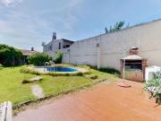 VENTA CASA 3 AMB QUINCHO GARAGE LANUS