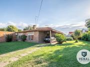 Venta Casa 3 ambientes, 2 dormitorios, luminosa, lote...
