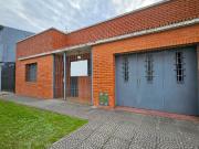 VENTA CASA 3 AMBIENTES C/ PATIO Y GARAGE QUILMES