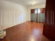 VENTA CASA 3 AMBIENTES COCHERA PATIO Y ENTRADA PARA...