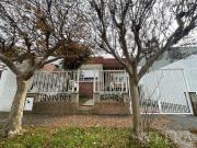 Venta casa 3 ambientes con cochera en Quilmes