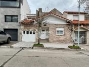 VENTA Casa 3 ambientes con garage en barrio Chauvín, Mar... VENTA Casa 3 ambientes con garage en barrio Chauvín, Mar...