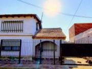Venta Casa 3 Ambientes con Jardin Excelente Ubicacion...