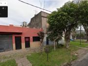 Venta casa 3 ambientes con jardín Quilmes Oeste