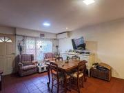 VENTA CASA 3 AMBIENTES CON PATIO BARRIO LIBERTAD