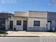 Venta casa 3 ambientes con patio en Villa Dominico