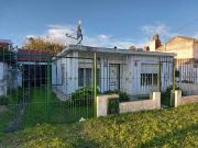 Venta casa 3 ambientes con patio y cochera