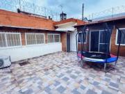 VENTA CASA 3 AMBIENTES CUARTO GUARDADO TERRAZA SALÓN...