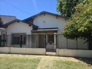 VENTA CASA 3 AMBIENTES EN VILLA ADELINA