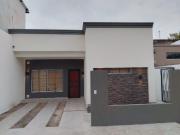 VENTA CASA 3 AMBIENTES ITUZAINGO CENTRO