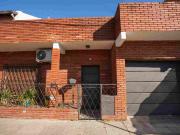 VENTA CASA 3 AMBIENTES LOMAS DEL MIRADOR