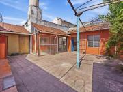 Venta Casa 3 ambientes Ramos Mejia Galeria Patio Cochera...