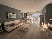 VENTA CASA 3 DOM/COCHERAS/PILETA SAN NICOLAS