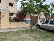 VENTA CASA 3 DORM. 300 m² ALTO PADILLA