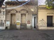 VENTA Casa 3 dorm a RECICLAR La Plata