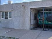 VENTA CASA 3 DORM BARRIO MERCANTIL CBA