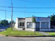 VENTA CASA 3 DORM.COCHERA Y PILETA ESQ SAN NICOLAS