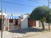 VENTA CASA 3 DORM COCHERA Y PILETA TALLERES ESTE