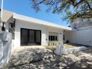 VENTA CASA 3 DORM. CON PILETA RES. SAN CARLOS