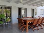 VENTA CASA 3 DORM. QUINCHO Y PILETA