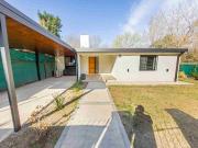 VENTA CASA 3 DORM Y PILETA EN VILLA WARCALDE