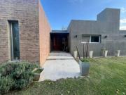 VENTA APTA CREDITO CASA 3 DORMITORIOS 2 BAÑOS CAMPOS DEL...