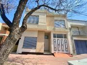 VENTA / CASA / 3 DORMITORIOS / CENTRO / RAFAELA