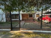 VENTA CASA 3 DORMITORIOS COCHERA PATIO Bº JARDIN