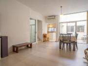 VENTA CASA 3 DORMITORIOS CON COCHERA EN LOURDES