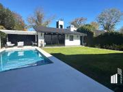 Venta Casa 3 dormitorios con jardín parquizado y piscina...