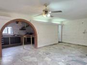 VENTA CASA 3 DORMITORIOS CON PATIO. APTA CRÈDITO