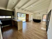 VENTA/ PERMUTA Casa 3 dormitorios, Piscina y Jardín Don...