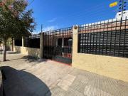 Venta casa 3 dormitorios en Urca apta credito