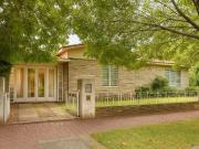 Venta Casa 3 Dormitorios Fisherton Tradicional 705m...