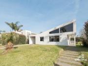 Venta casa 3 dormitorios Funes Hills Miraflores Barrio...