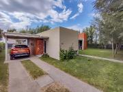 VENTA Casa 3 dormitorios Jardín con parrillero Tierra de...