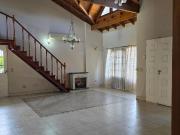 VENTA CASA 3 DORMITORIOS, PARQUE QUINCHO PARRILLA