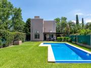 VENTA Casa 3 dormitorios Pueblo Esther, Santa Fe