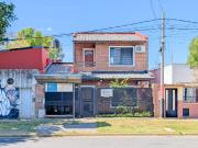 VENTA CASA 3 DORMITORIOS QUINCHO COCHERA