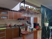 VENTA CASA 3 DORMITORIOS QUINCHO Y PATIO