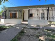 VENTA CASA 3 DORMITORIOS Y DPTO SARGENTO CABRAL