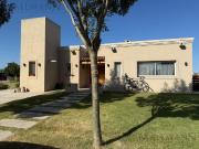 Venta Casa 3 Dorms en Santo Tomas con Pileta