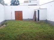 VENTA | CASA | 3 PISOS | TERRAZA | JARDÍN | FRENTE A...