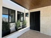 Venta casa 3 recamaras, estancia y cuarto de servicio en...