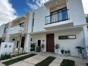 VENTA CASA 3 REC?MARAS HUAYACAN CANCUN